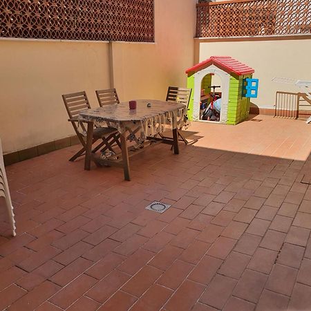 Incantevole Vacanza In Versilia Viareggio Exterior foto